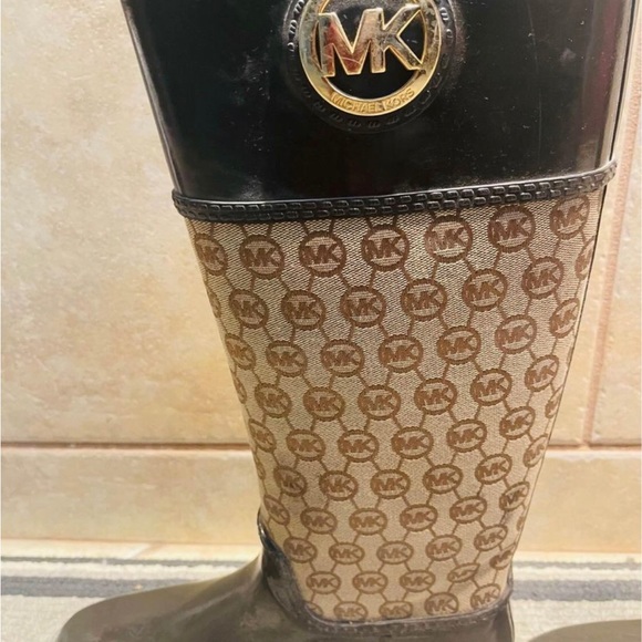 Bottes Micheal kors Size 10 - Picture 5 of 5